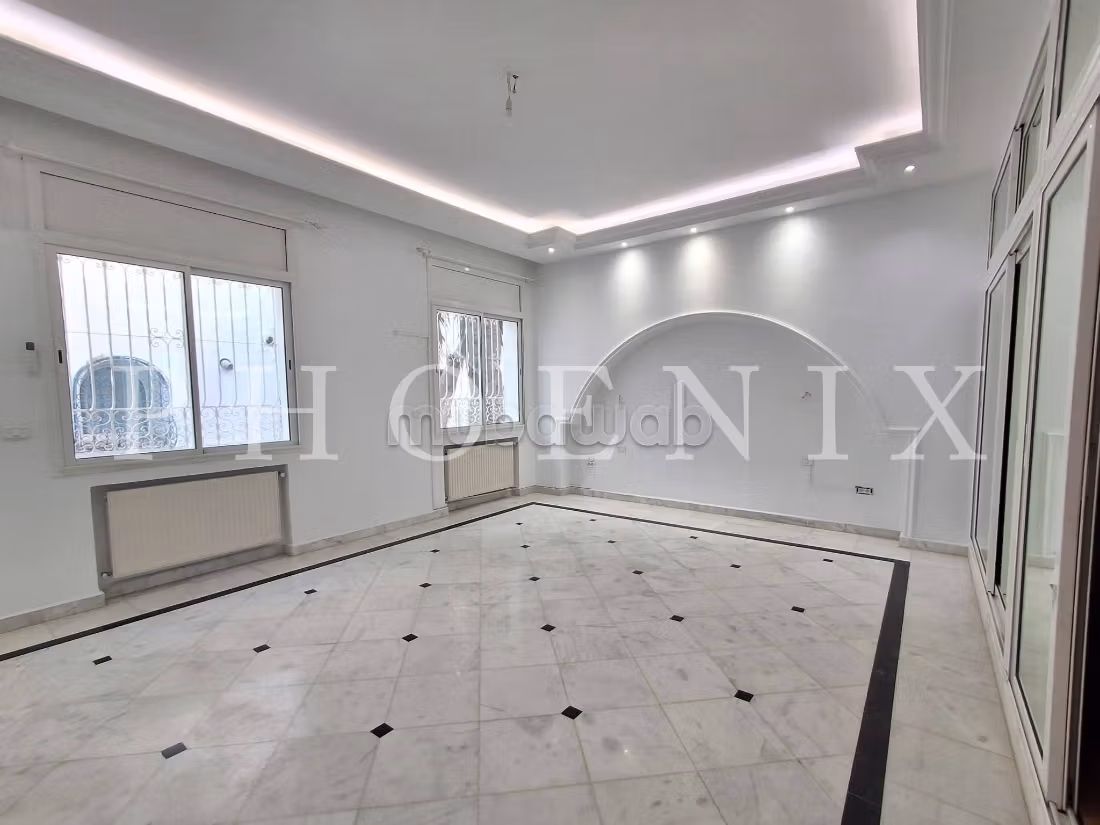 Villa S5 con piscina a La Marsa