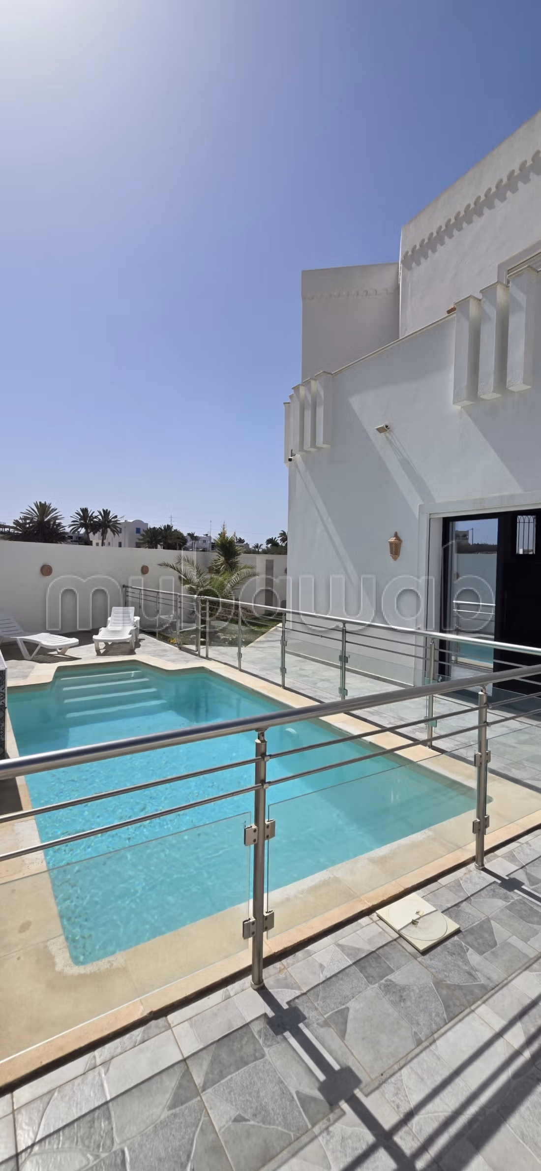 À vendre – Superbe villa indépendante avec piscine