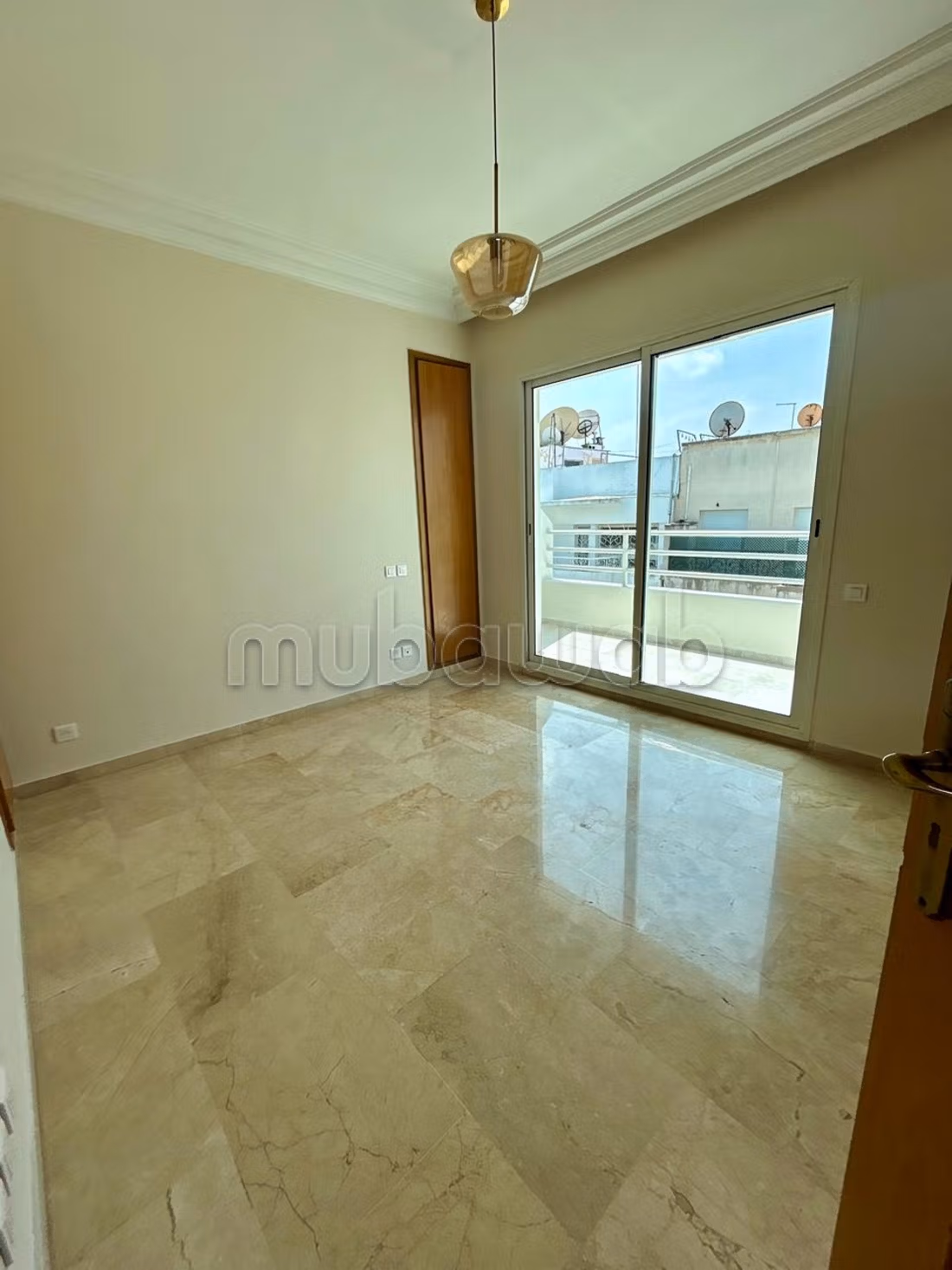 Superbe appartement de standing à louer – Racine — 5