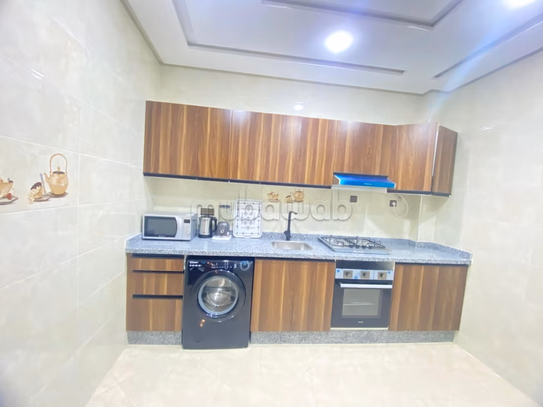 Superbe appartement à louer à Marjane. 
1 Pièce. 
Bien meublé