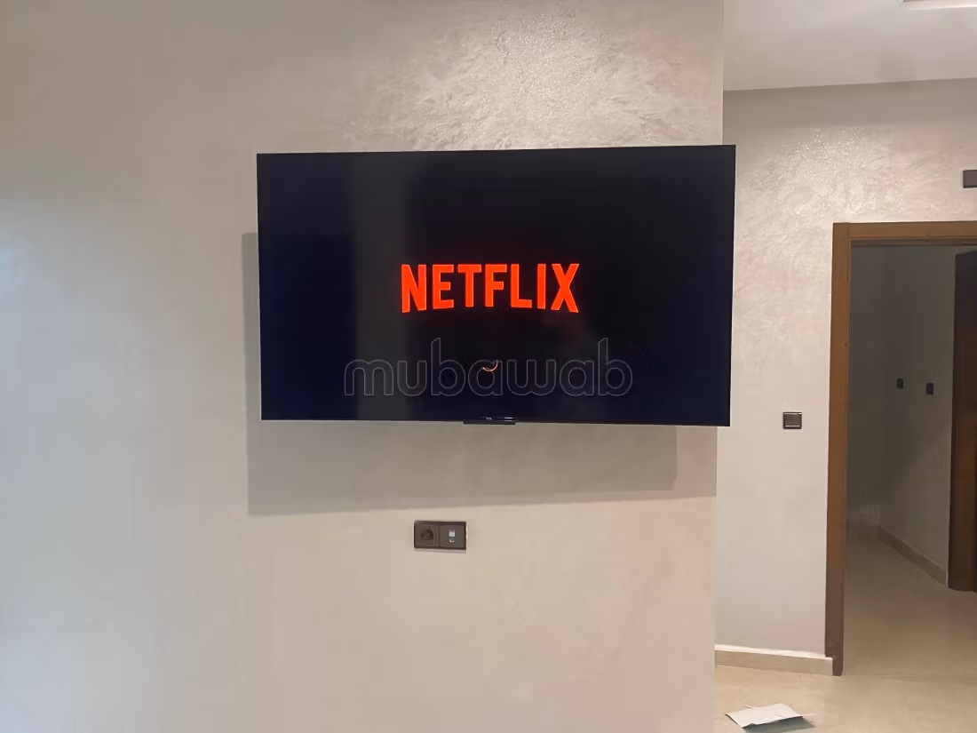 Superbe appartement à louer à Marjane. 
1 Pièce. 
Bien meublé — 2