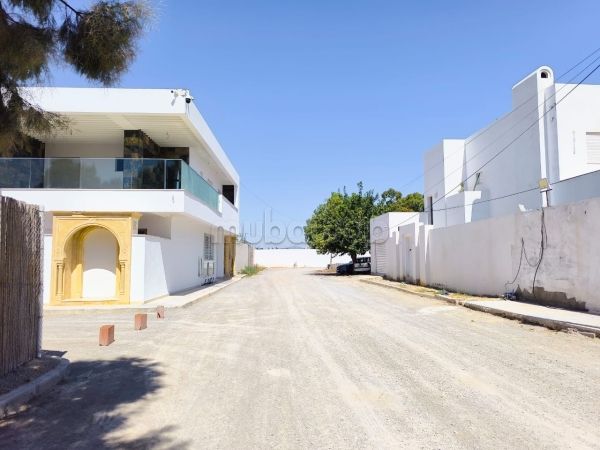 À vendre un terrain à Hammamet Sud