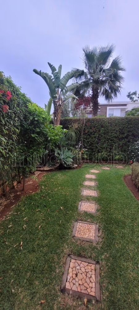 Rez de jardin d’exception – Élégance, confort et sérénité