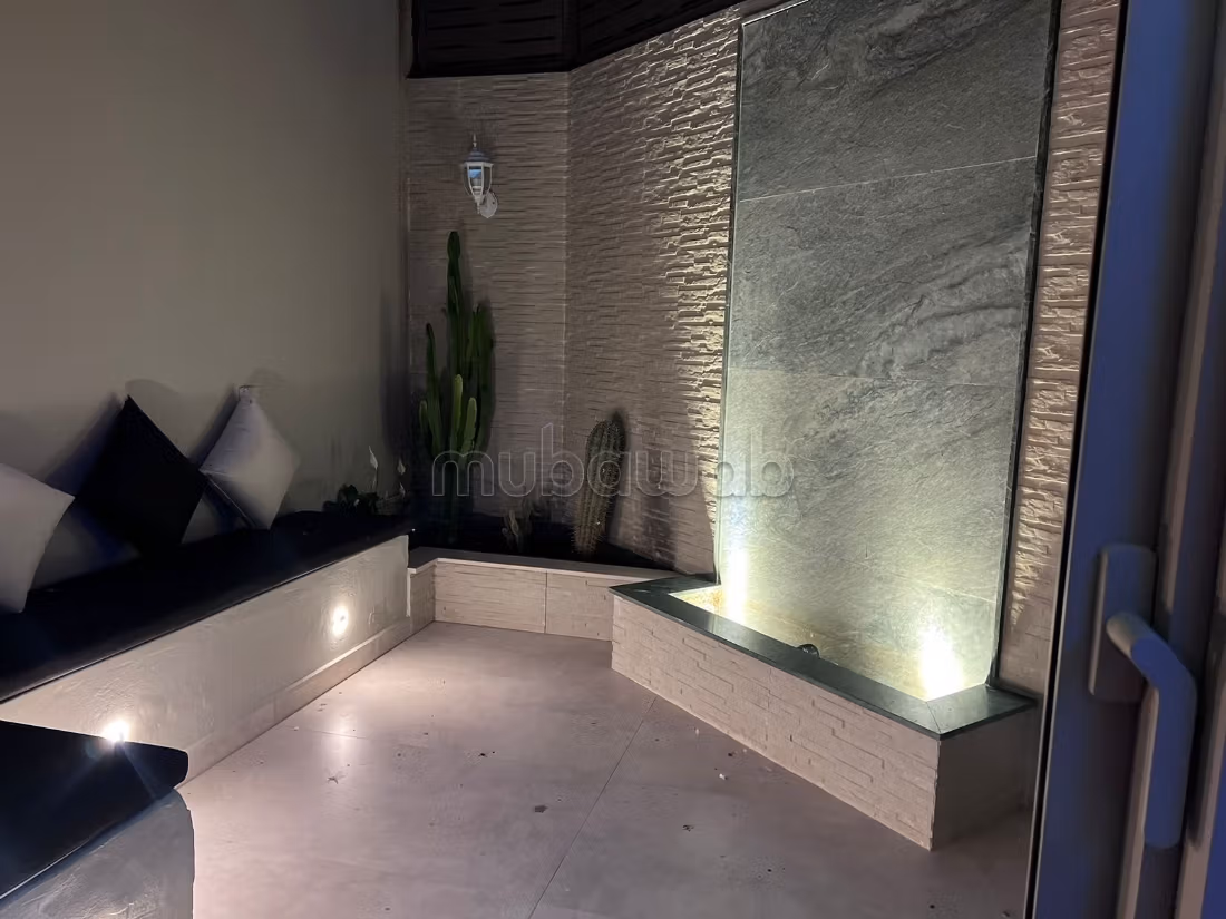 Bel appartement en location à Guéliz. 3 pièces. Bien meublé — 5
