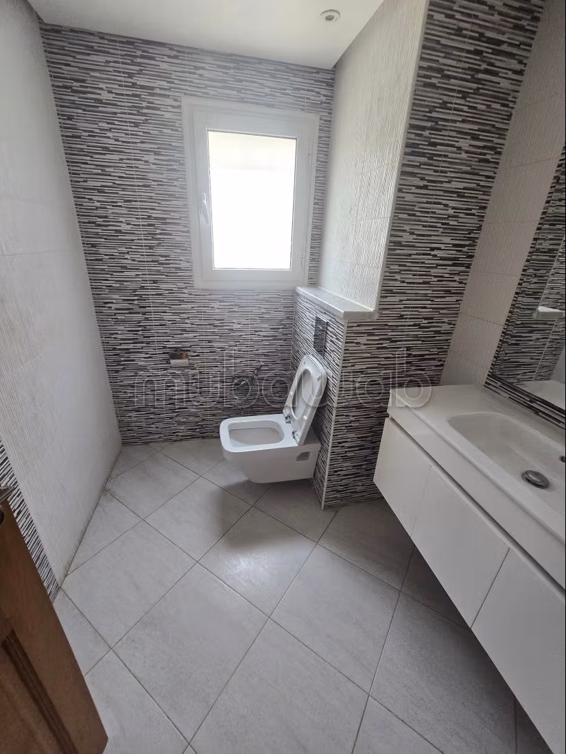 Duplex location at Marsa Les Pins
