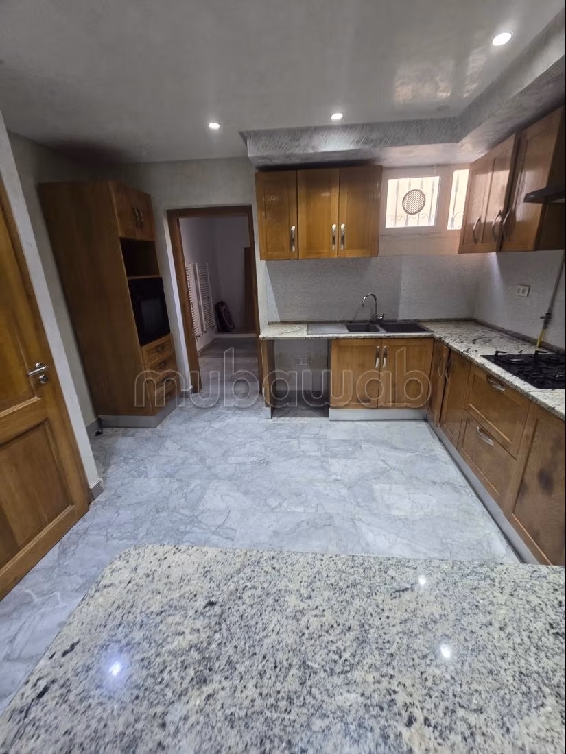Duplex location at Marsa Les Pins