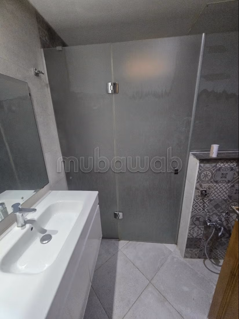 Duplex location at Marsa Les Pins