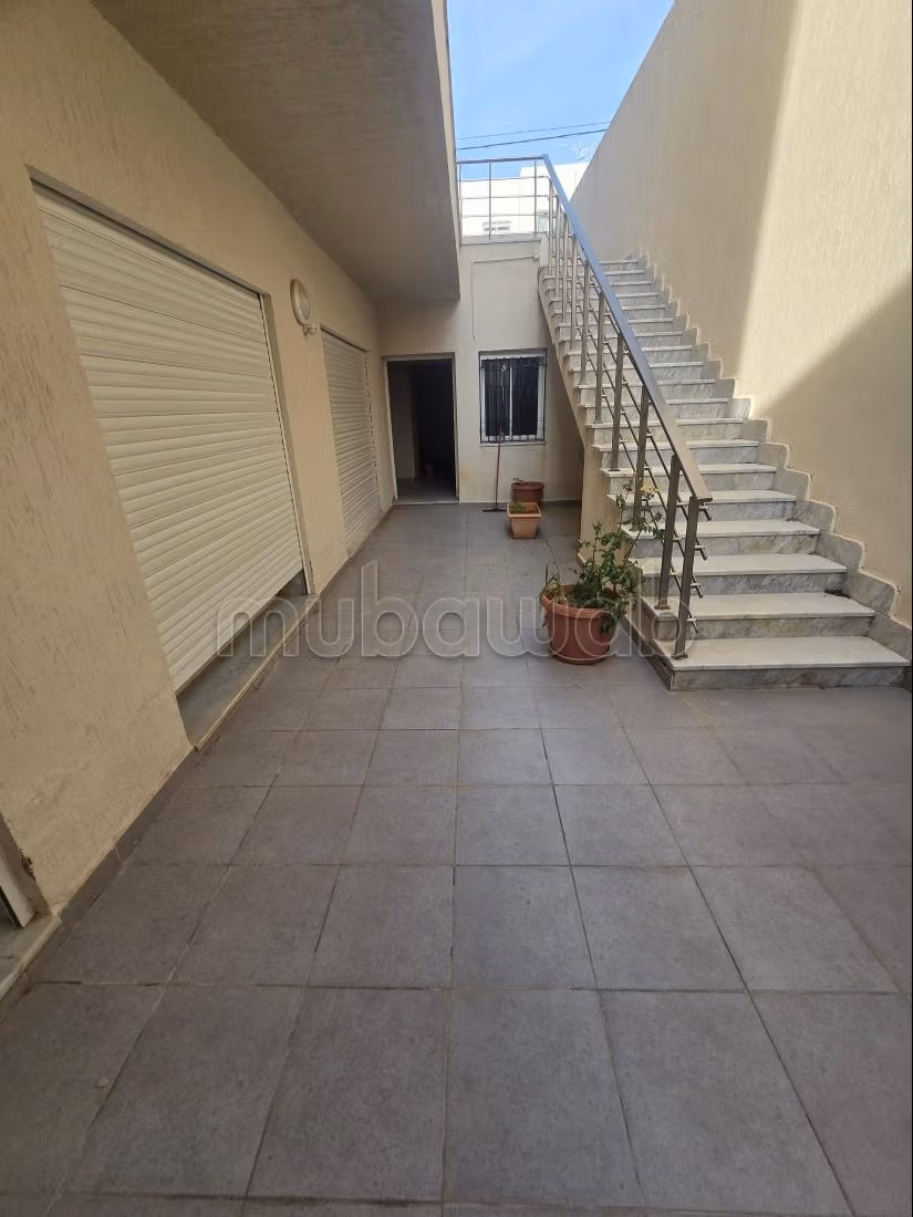 Duplex location at Marsa Les Pins