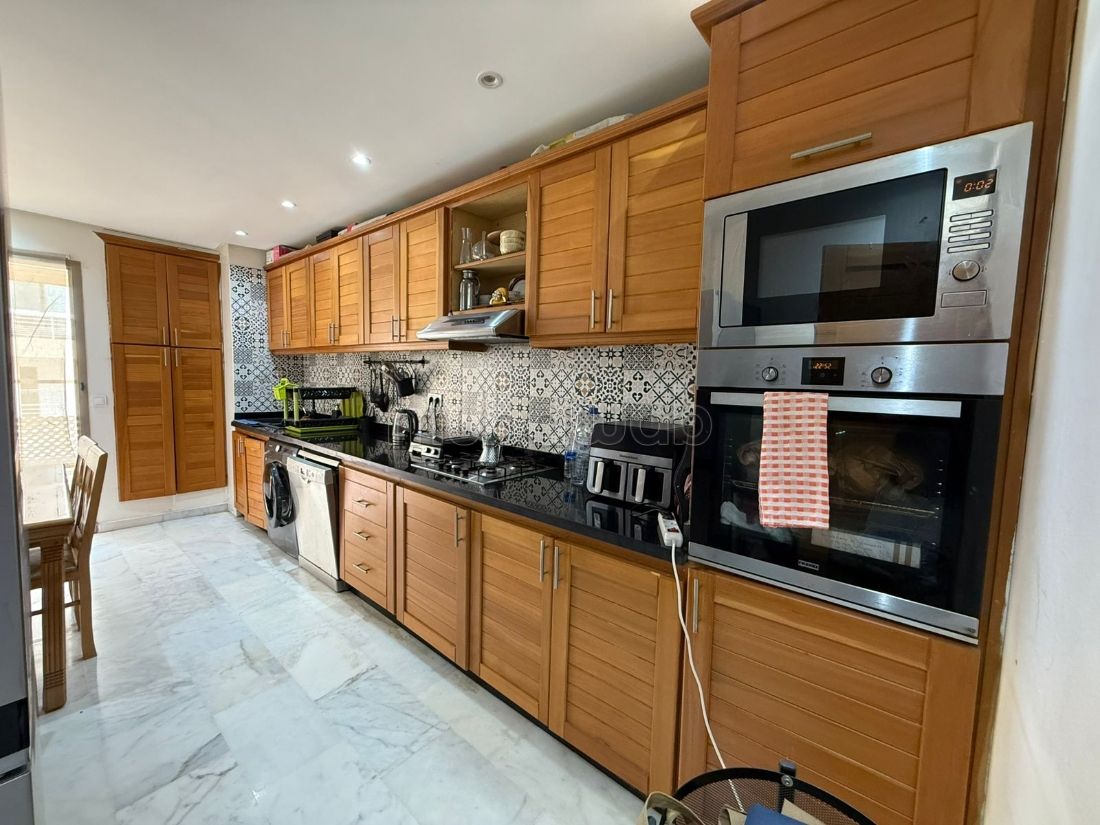 Apartamento atravesado en venta