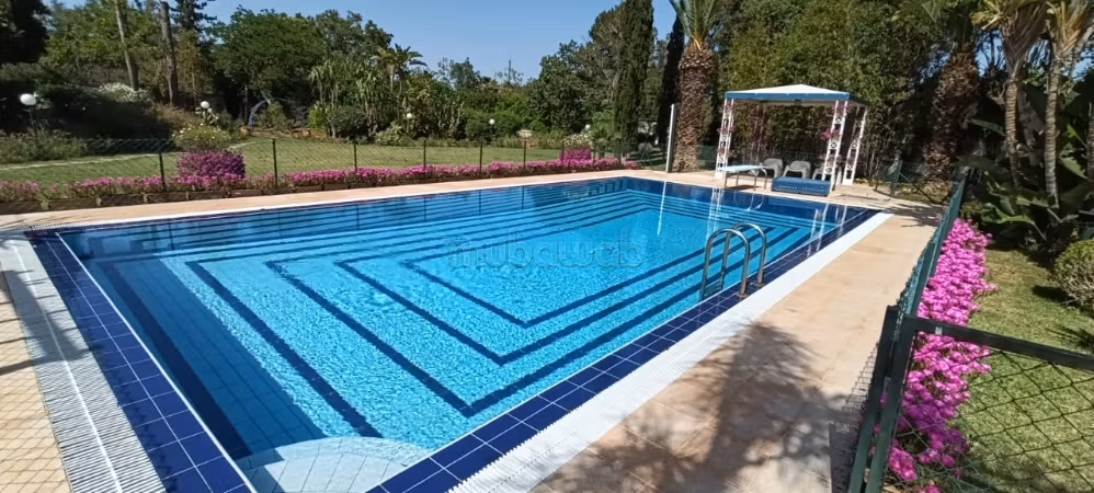 Villa à louer à souissi