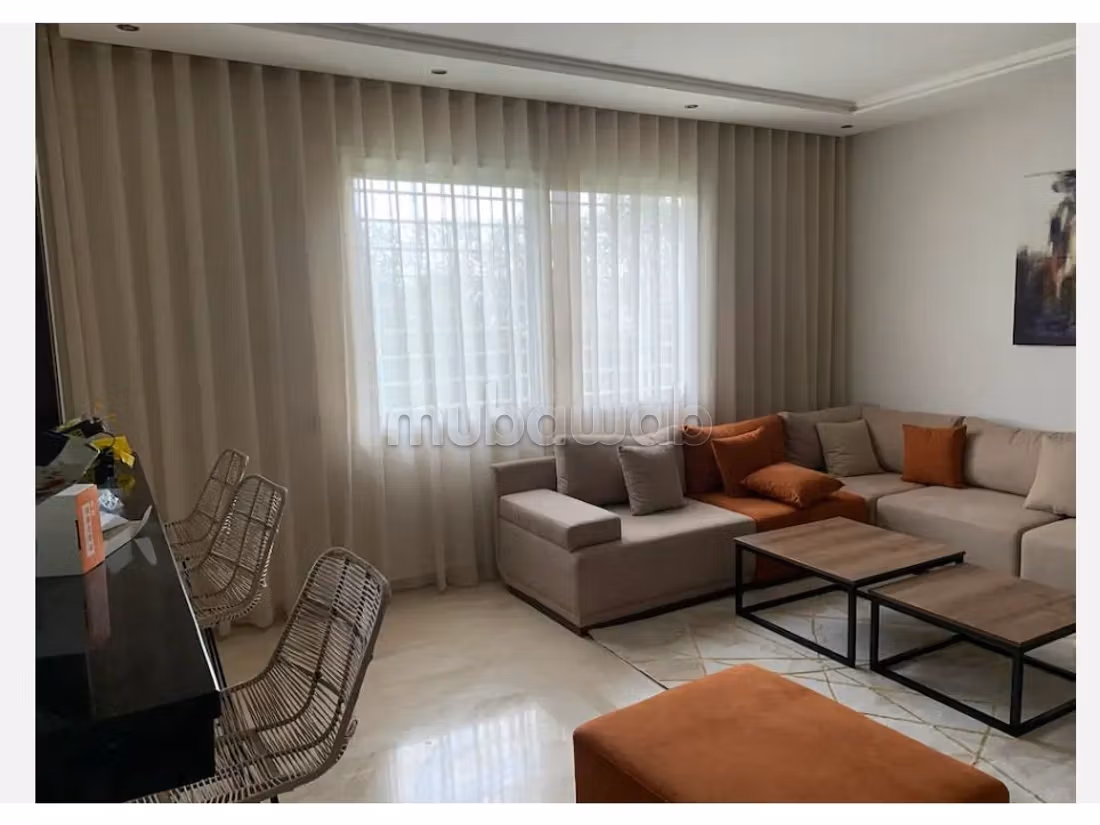 Pisos en alquiler en Ain Diab. 2 bonitas habitaciones. Sin ascensor, gran terraza