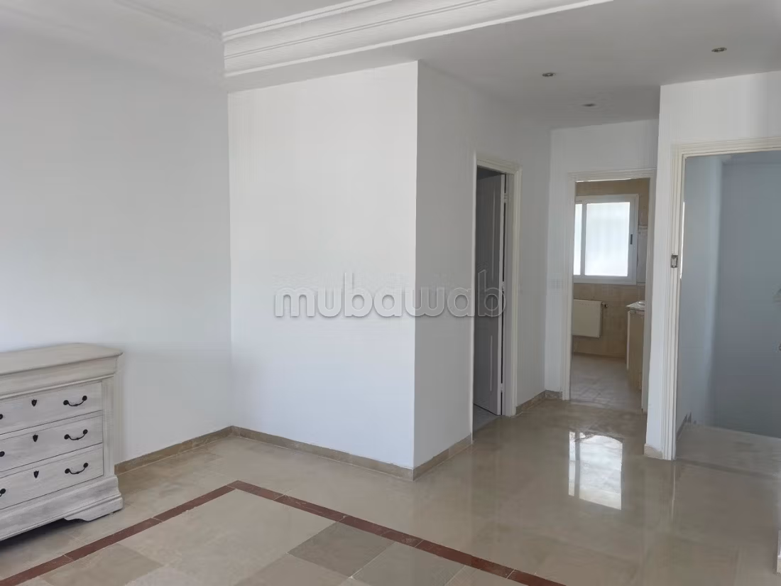 Villa vide ou meublée a la marsa les pins