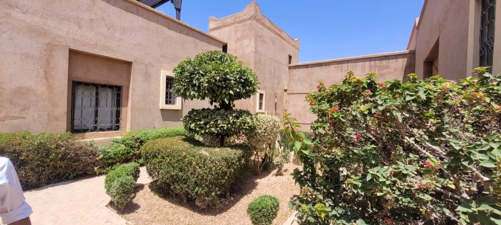 Villa Riad secured domain Marrakech Fez Road