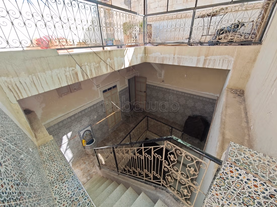 À rénover 81 M2/sol riad Larouss
