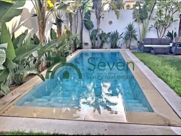 Une villa s5 avec piscine à Gammart