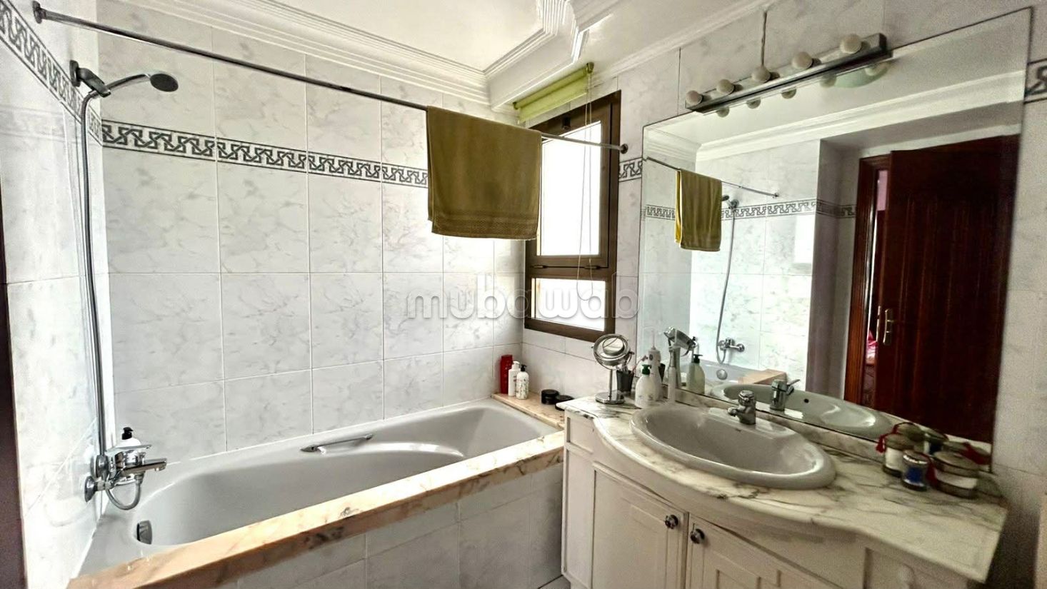 THREE beautiful duplex 4 rooms empty root