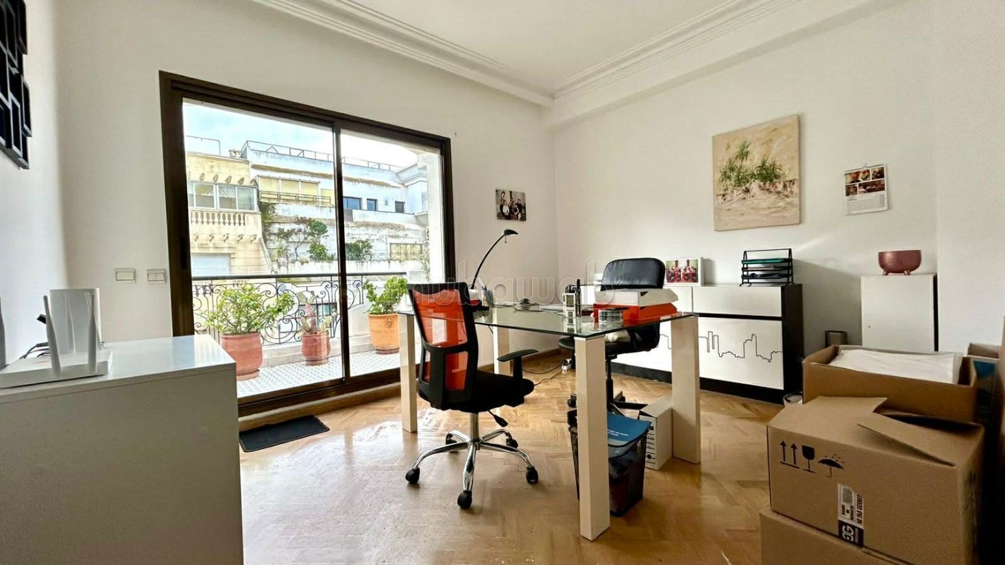 THREE beautiful duplex 4 rooms empty root