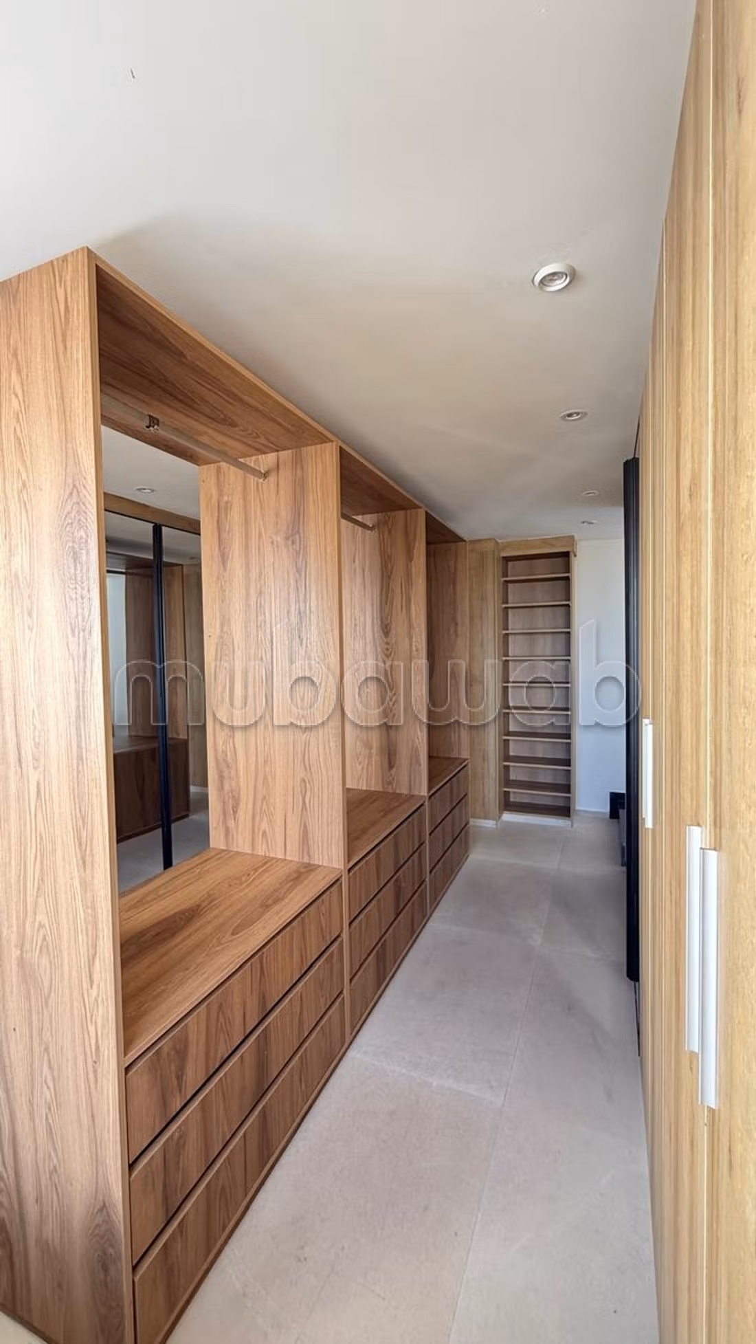 Villa a la location vide a ain Diab 
70000dh