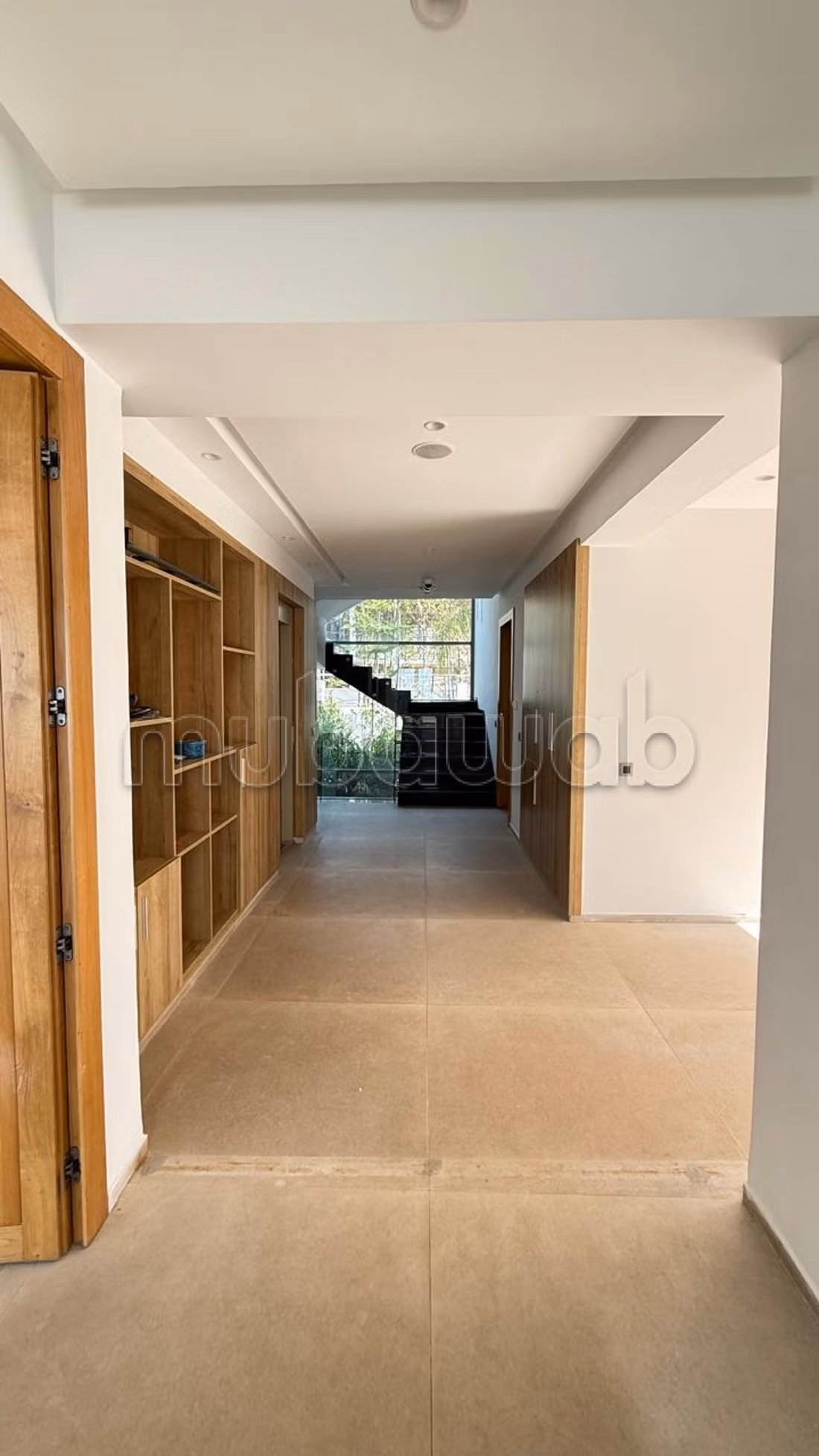Villa a la location vide a ain Diab 
70000dh