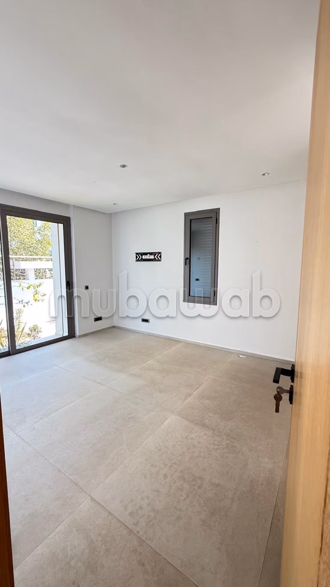 Villa a la location vide a ain Diab 
70000dh