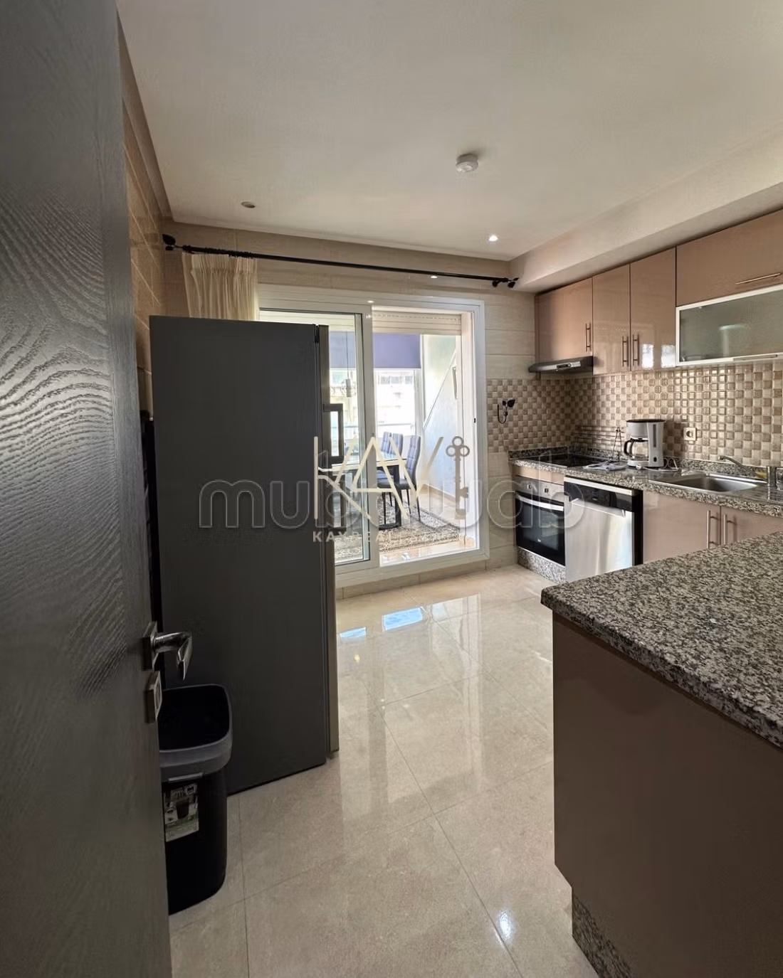 Appartement à vendre ou à louer – Centre ville Nejma