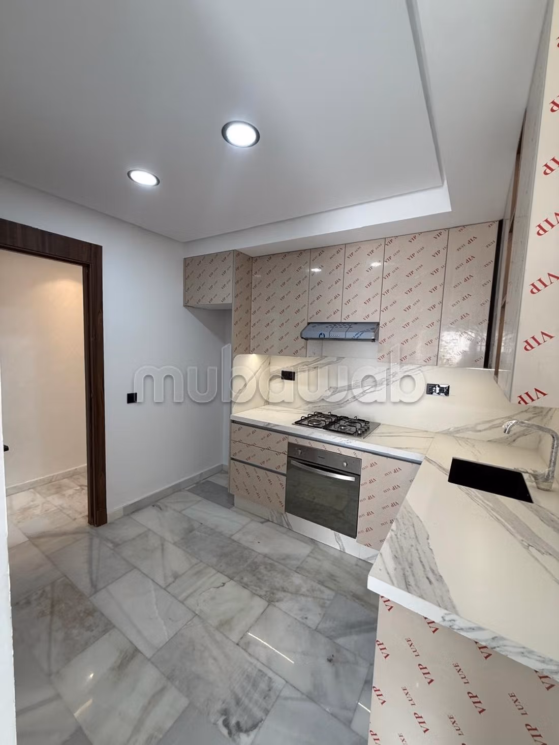 Appartement te koop met groot terras