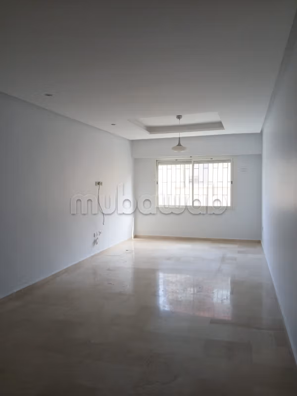 Studio lumineux en location – Anfa