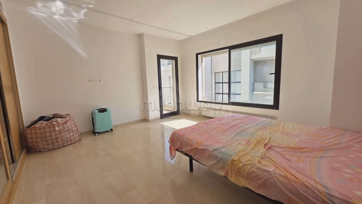 In vendita un triplex S3 con giardino a Soukra