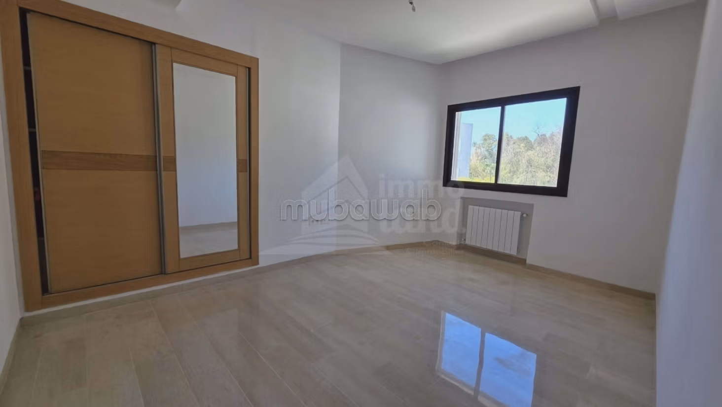 In vendita un triplex S3 con giardino a Soukra
