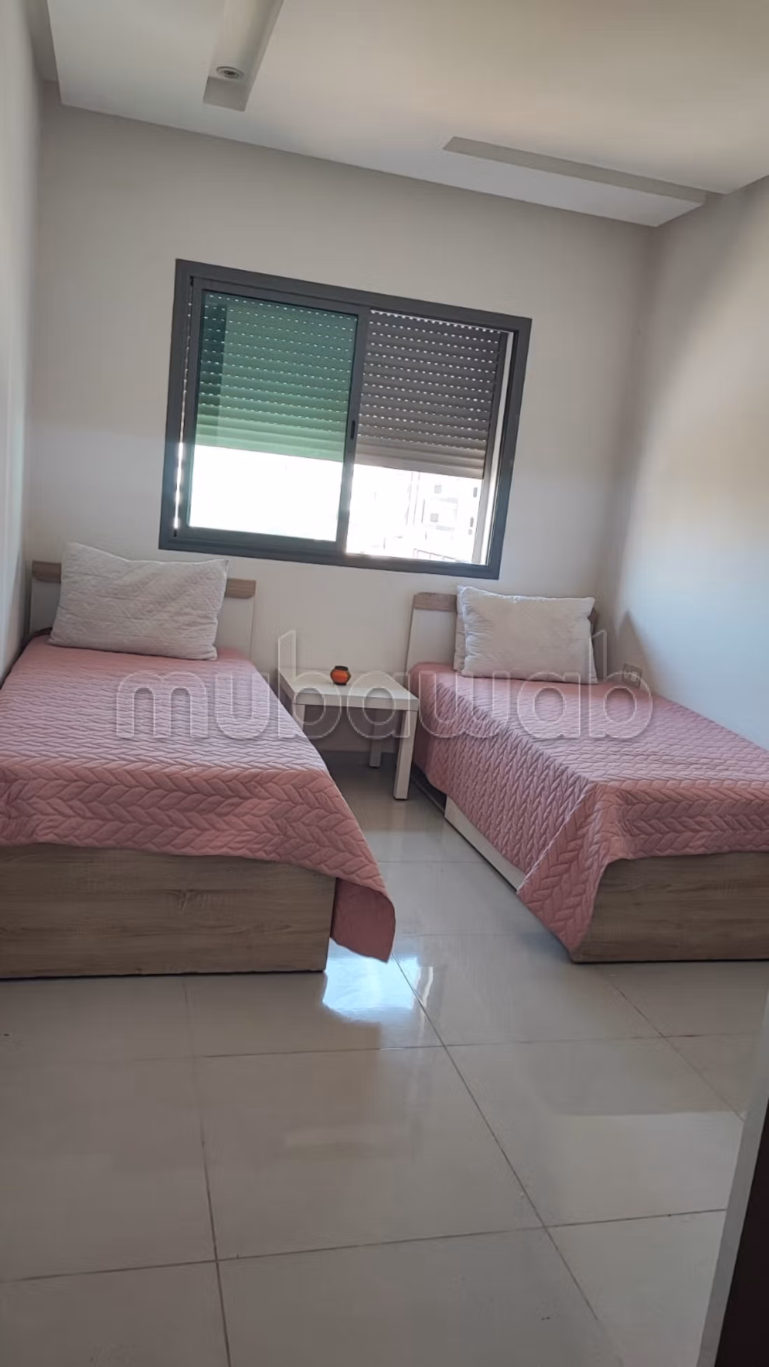 Nu huren: appartementen in El Hadadda. Totale oppervlakte 87 m². Gemeubileerd