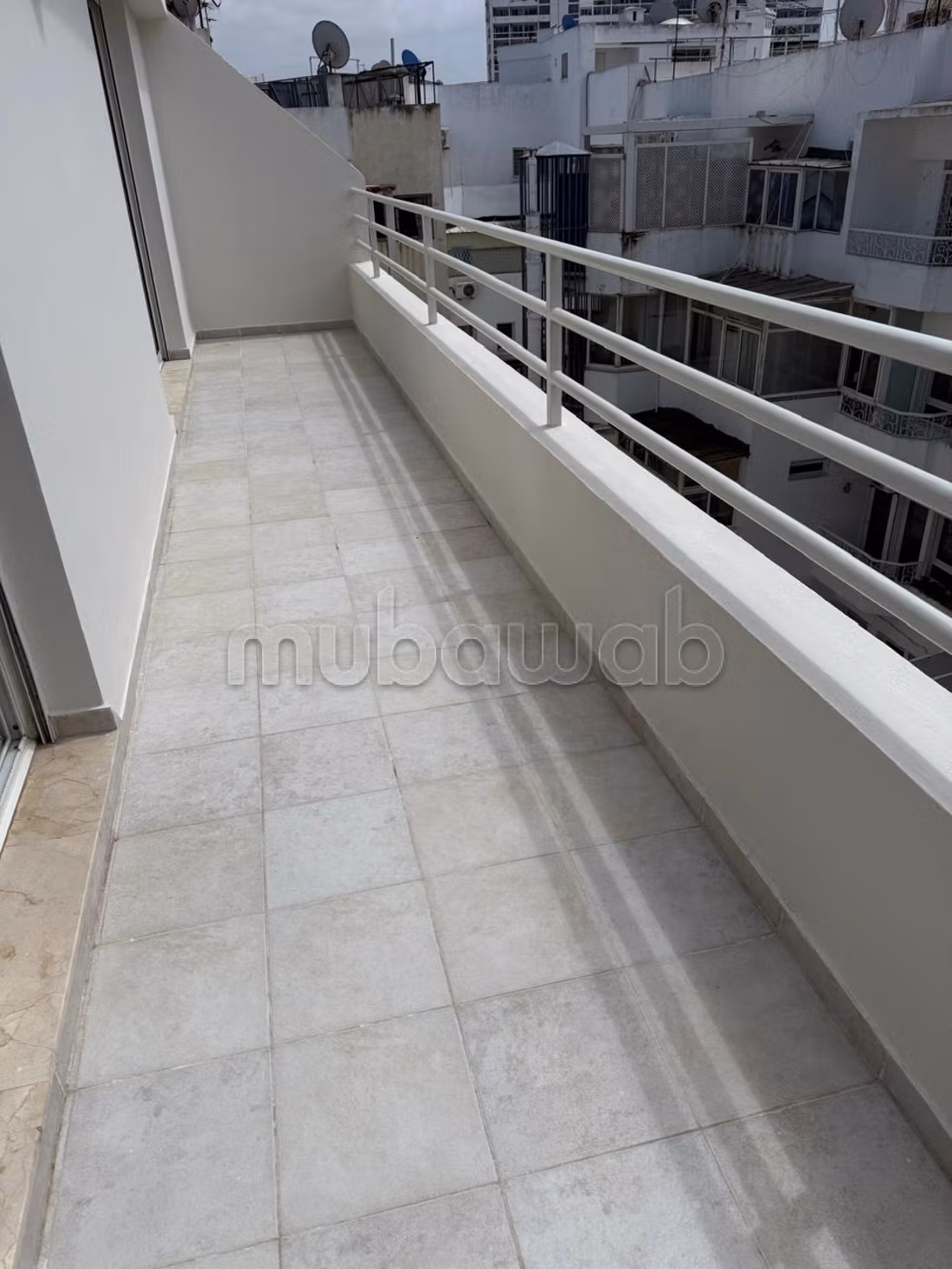 Appartement d'exception rénové de 220 m² — 3