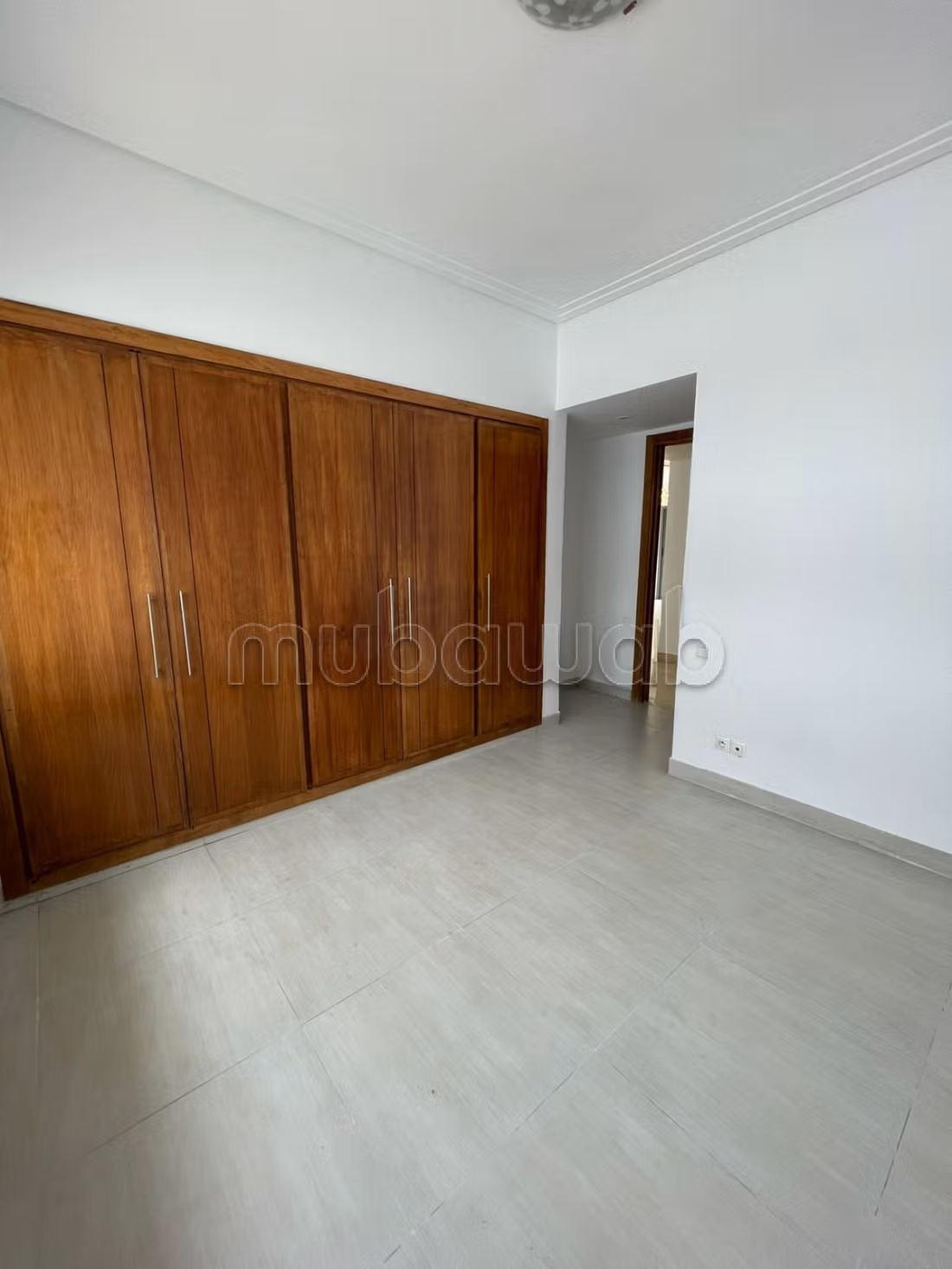 À louer – Appartement vide – Quartier Socrate — 6