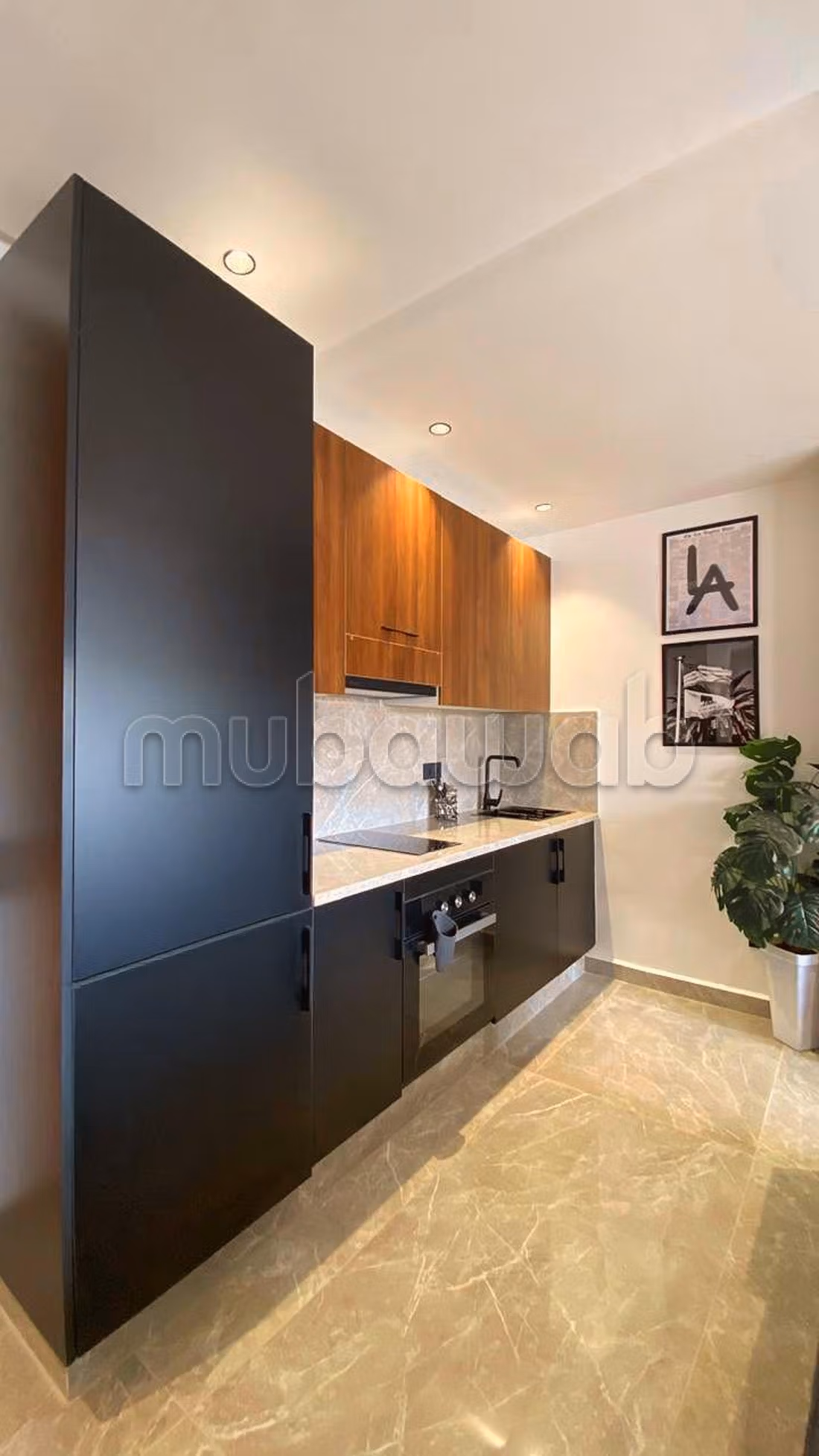 Appartement à louer à Casablanca Finance City.
Surface de 45 m².
Meublé — 4