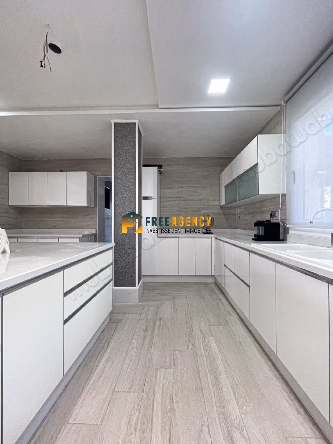 Luxe villa te huur - Mediona buurt