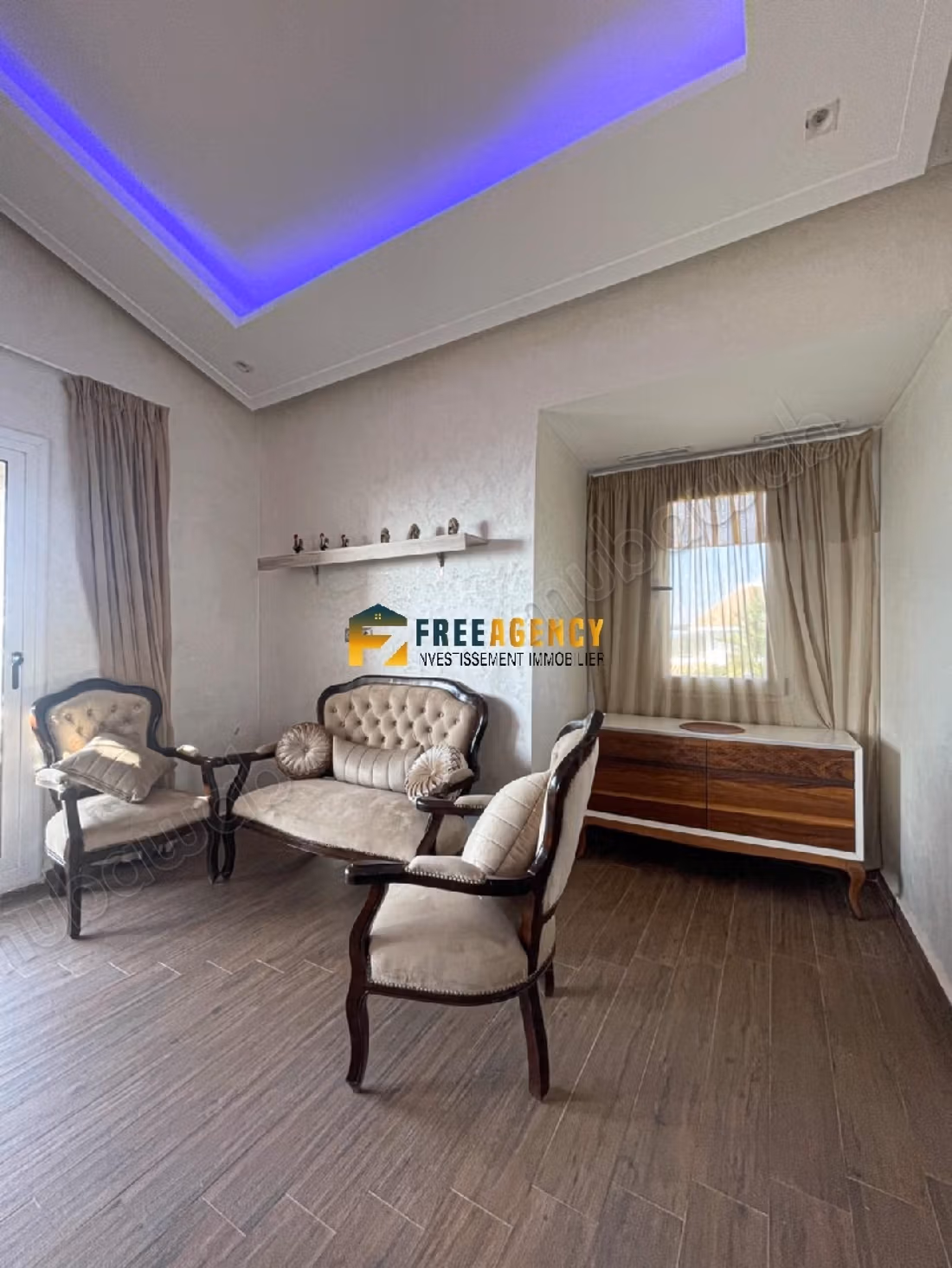 Luxe villa te huur - Mediona buurt