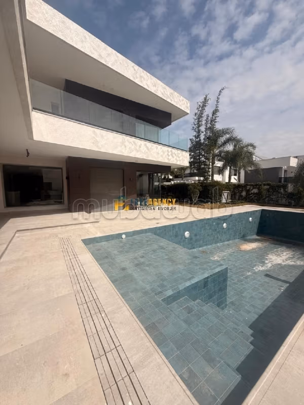 Villa di Prestigio in Vendita – Jbel Lakbir, Tangeri
