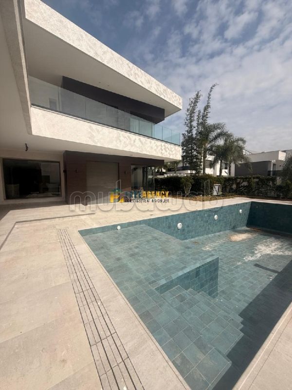 Villa de Prestige à Vendre – Jbel Lakbir, Tanger