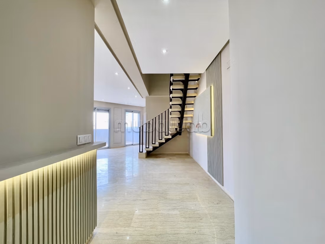 Appartement 129 m² f Beauséjour — 13