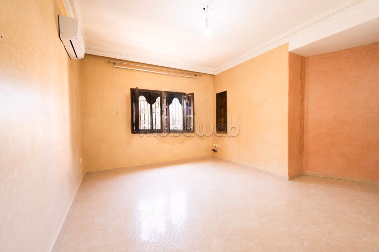 Etage villa à louer vide 3 chambres proche de CHU — 4