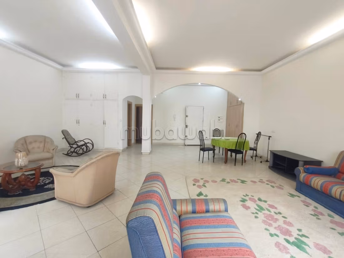 Appartement vide ou meublé centreville 
TRAM — 2