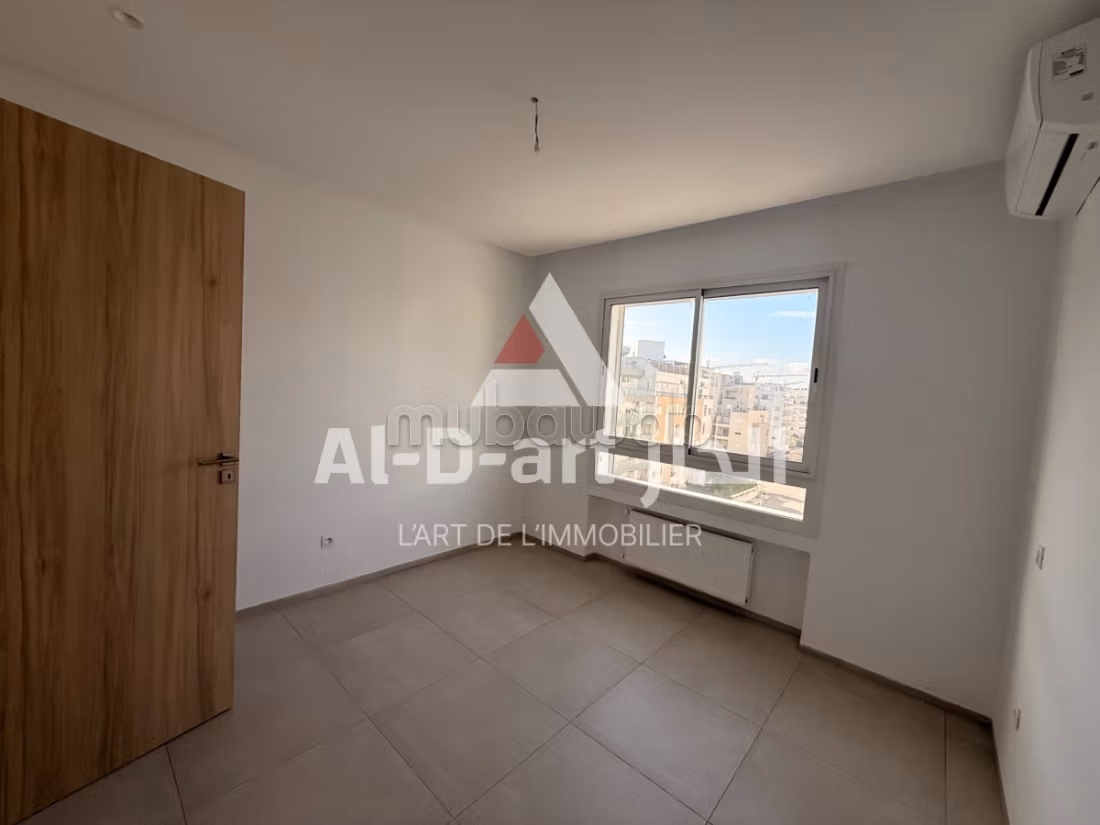 FOR RENT An empty S3 apartment never inhabited