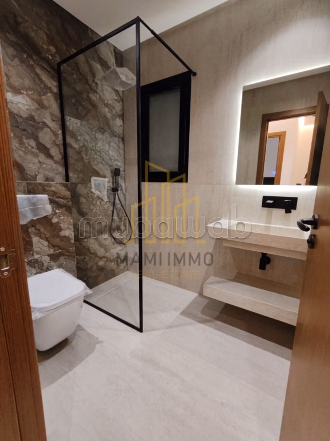 A vendre des appartements à La Soukra
