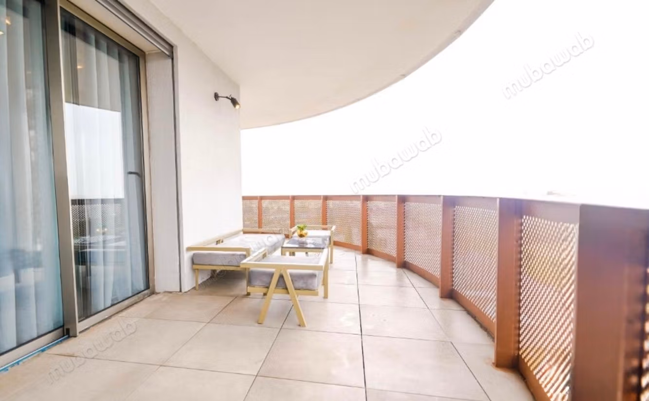 CFC 2CH HOOGWAARDIG 120m2 met zonnig terras