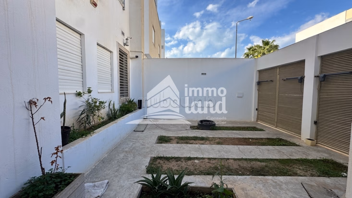 In vendita Triplex S4 con piscina a Gammarth