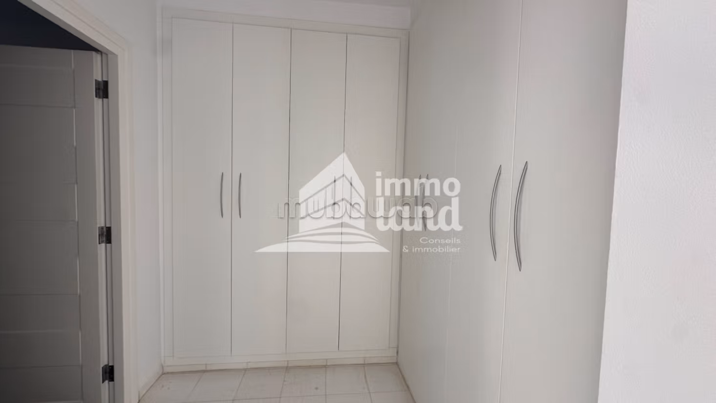 In vendita Triplex S4 con piscina a Gammarth