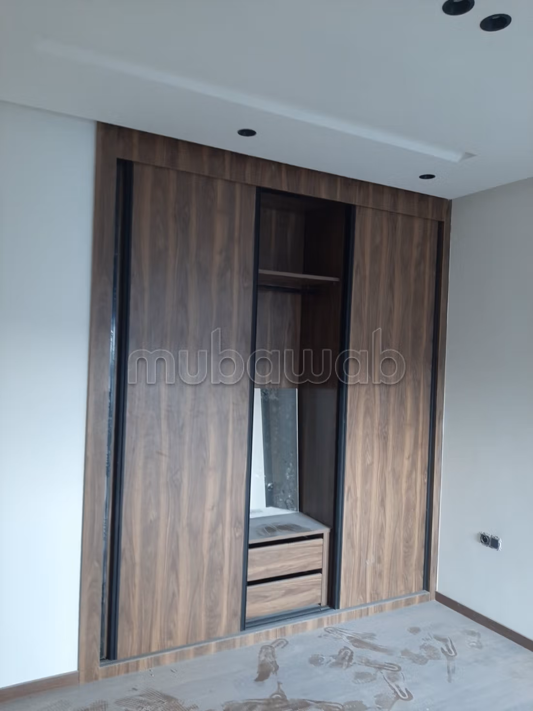BdAppartement à usage habitation ou professionnel — 4