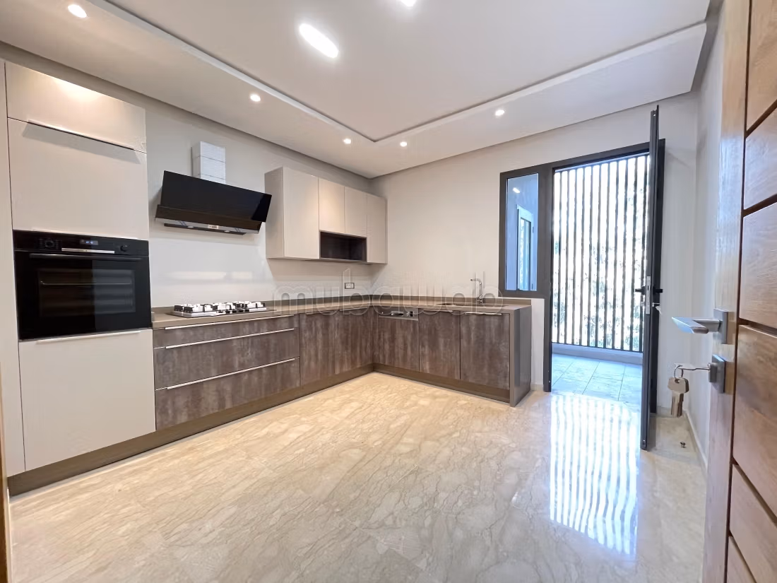 Bel appartement 189m² à louer à la ville verte