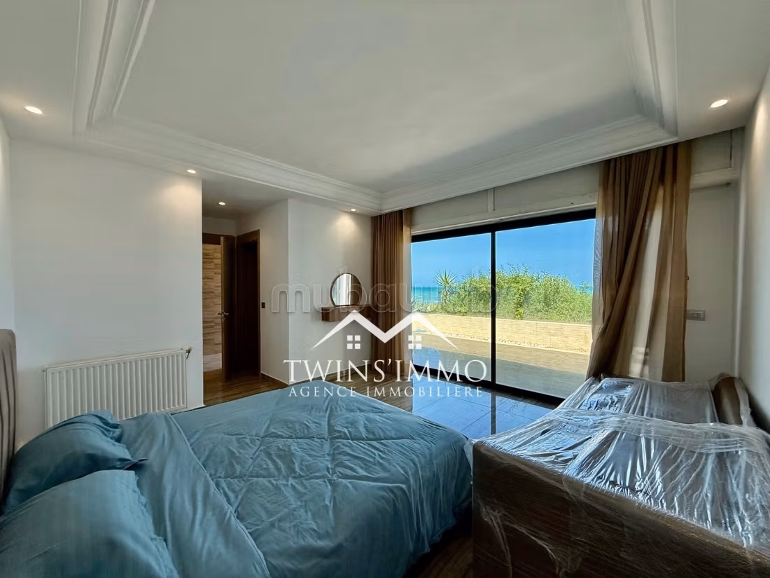 Luxueux appartement S3 meublé front mer