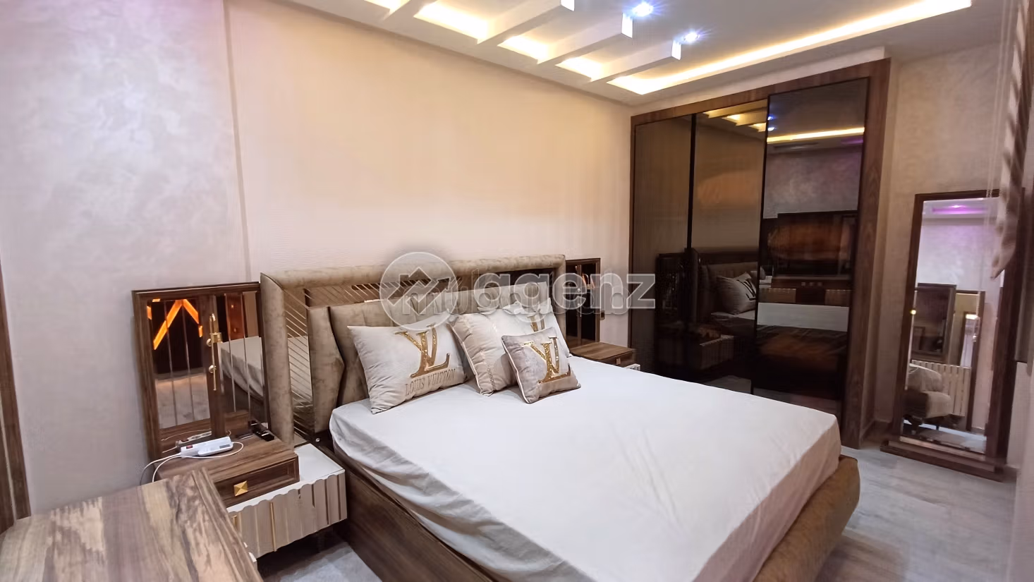 Appartement à vendre 108 m², 2 chambres Essaadiyine Meknès