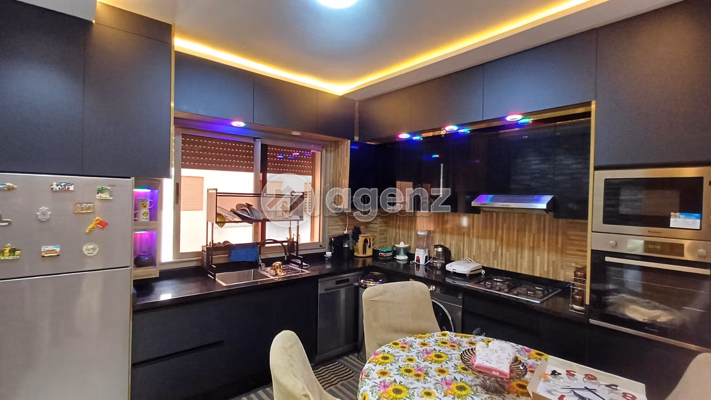 Appartement à vendre 108 m², 2 chambres Essaadiyine Meknès